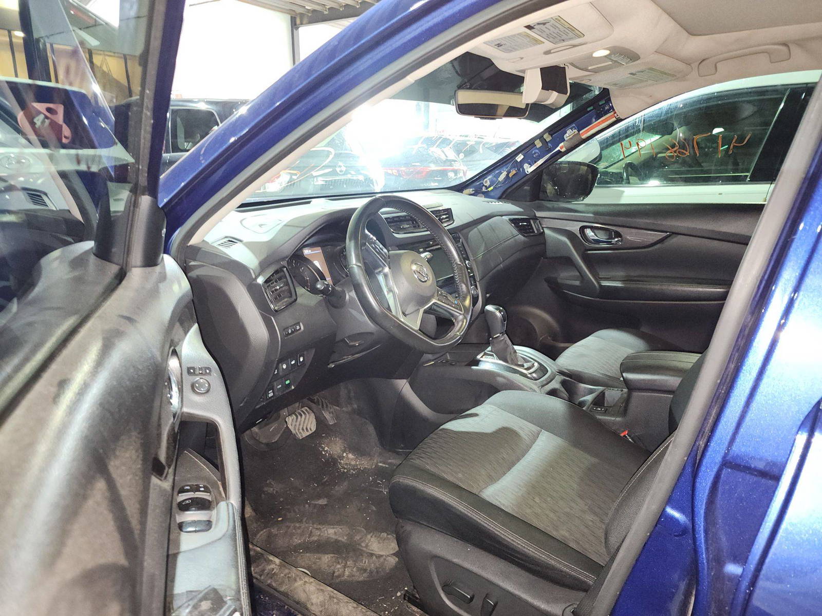 2019 NISSAN ROGUE — 125337 Miles — Lot 379176 — Al Quoz - Marhaba Auctions Used Cars - Image 9