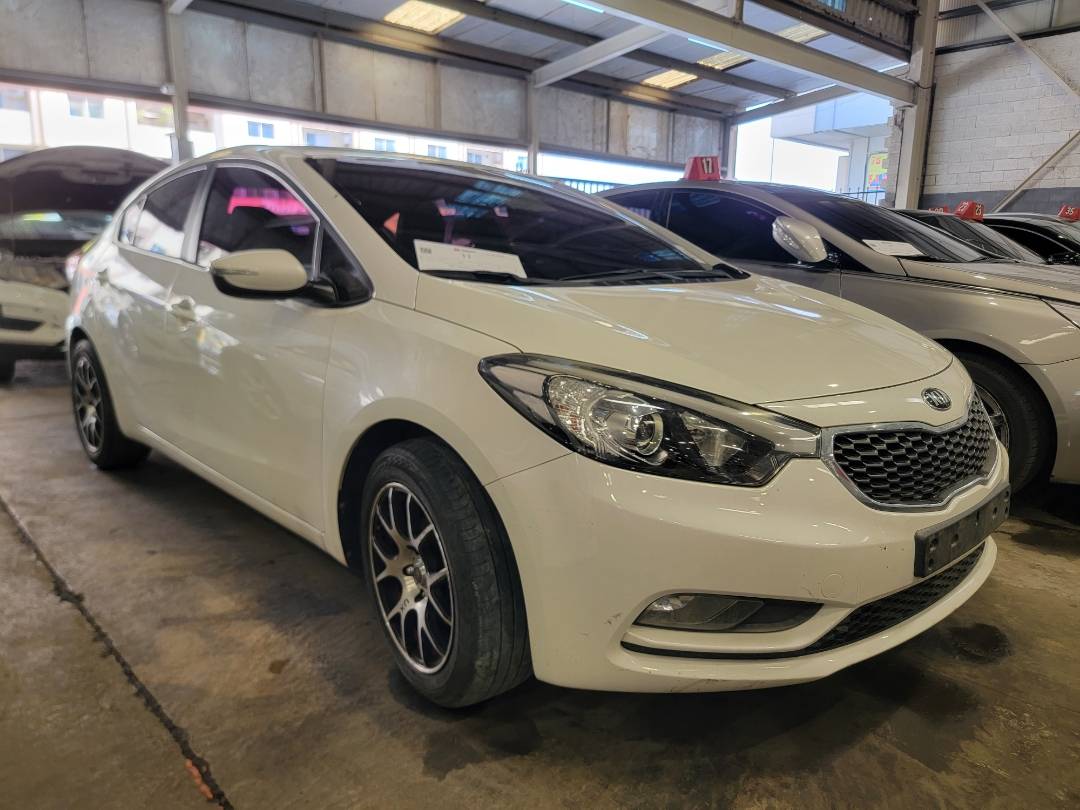2014 KIA K3 — 130814 KM — Lot 196230 — Main - Marhaba Auctions Used Cars - Image 4
