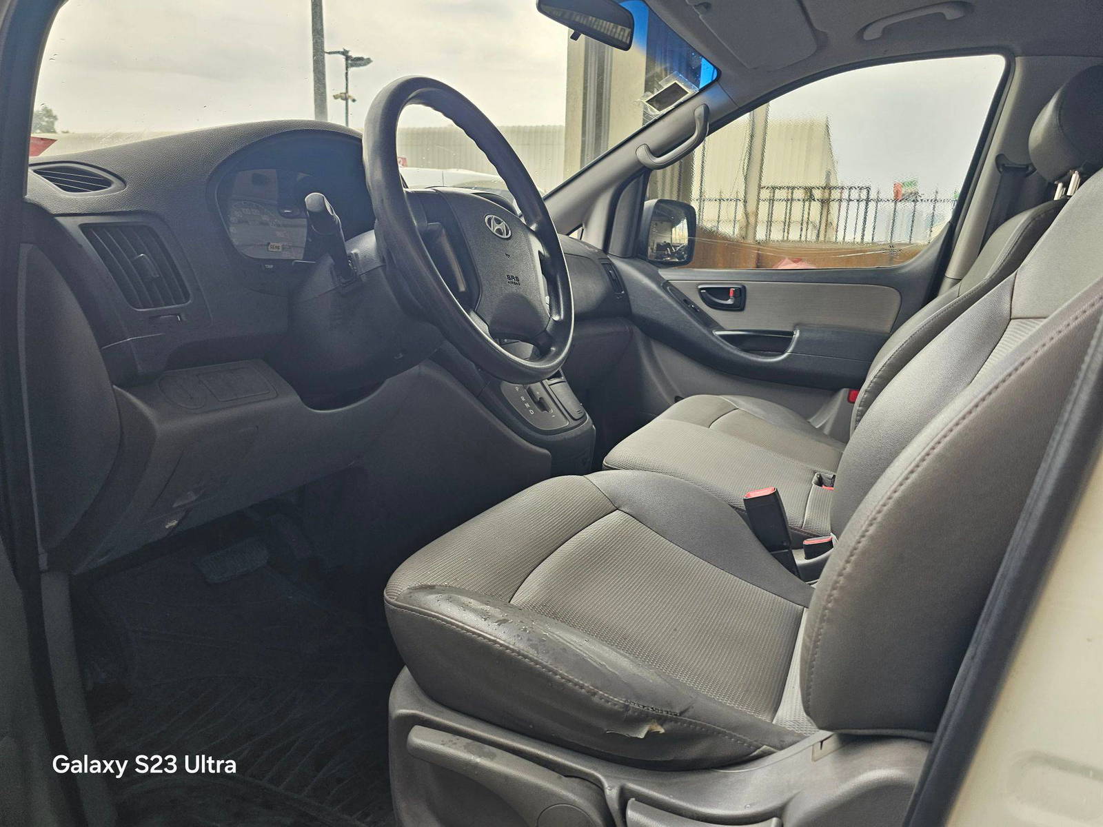 HYUNDAI GRAND STAREX 2011 - Marhaba Auction Used Cars - Image 9