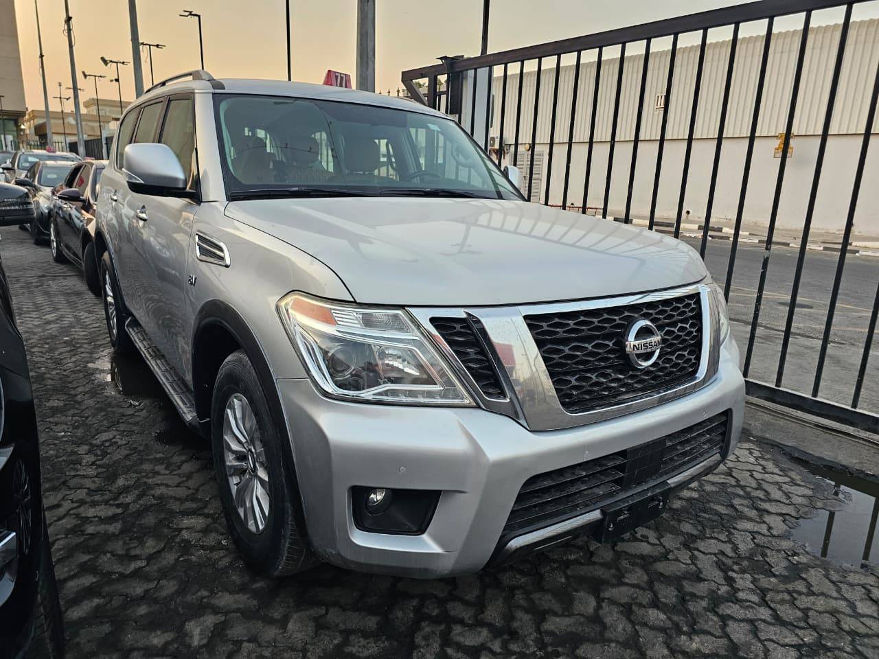 Nissan Armada 2020 view 2