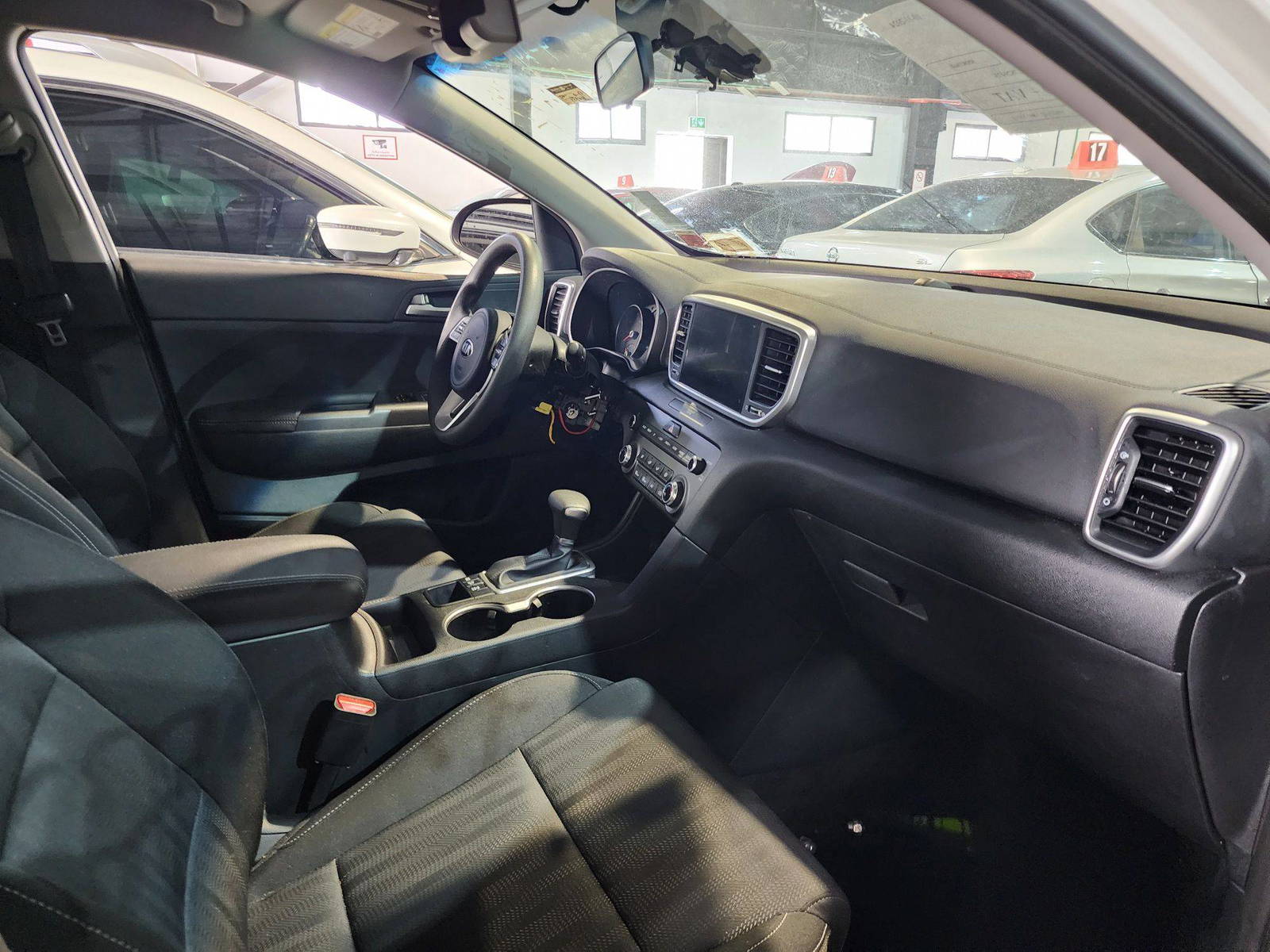 2020 KIA SPORTAGE — 30603 Miles — Lot 65379534 — Al Quoz - Marhaba Auctions Used Cars - Image 9