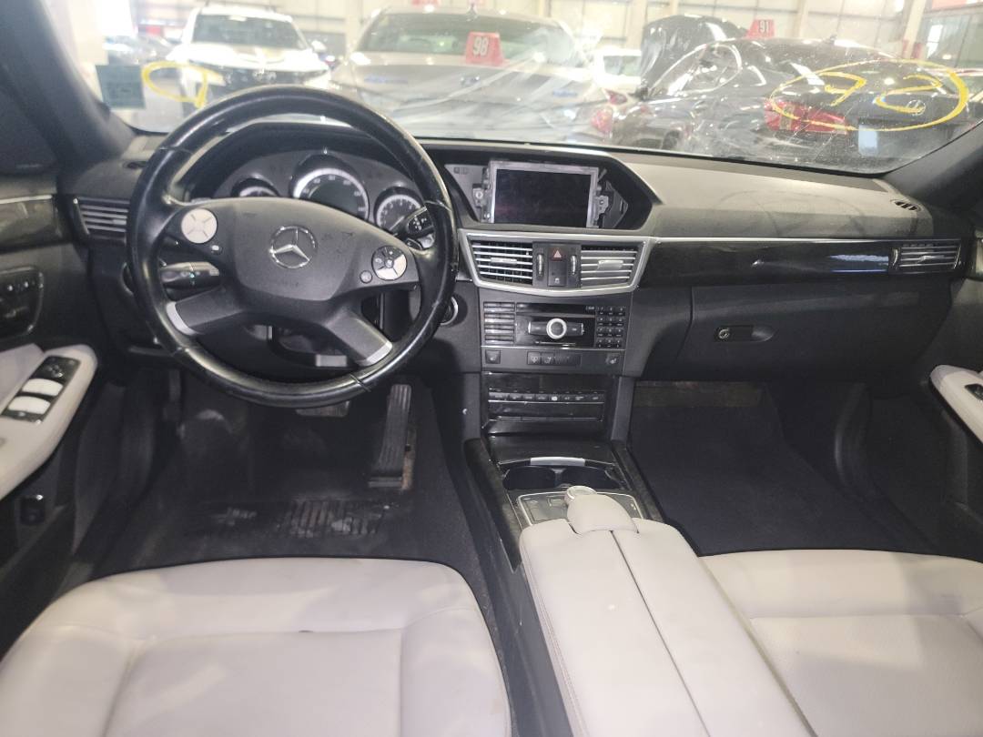 2010 MERCEDES BENZ E 350 — 196834 Miles — Lot 69122524 — Souq - Marhaba Auctions Used Cars - Image 7