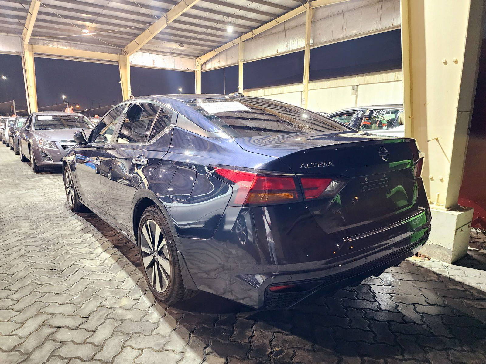 2021 NISSAN ALTIMA — 79240 Miles — Lot 40611687 — Souq - Marhaba Auctions Used Cars - Image 5