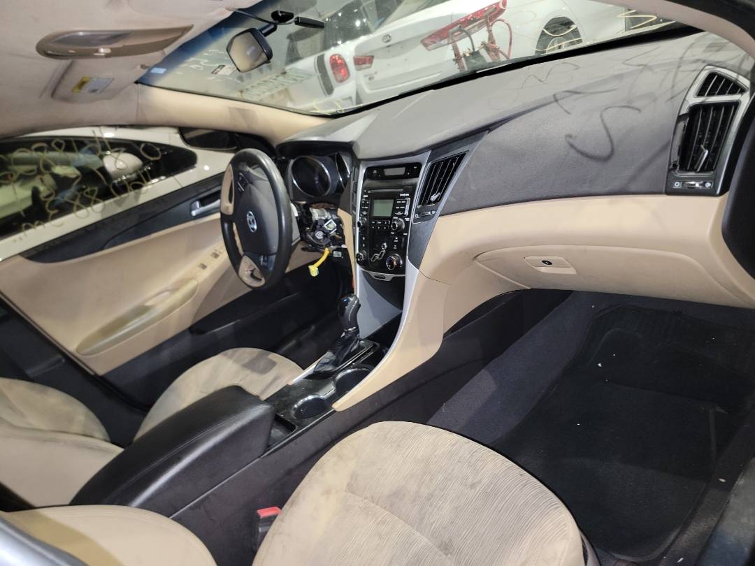2011 HYUNDAI SONATA — 160883 Miles — Lot 76188223 - Marhaba Auctions Used Cars - Image 7