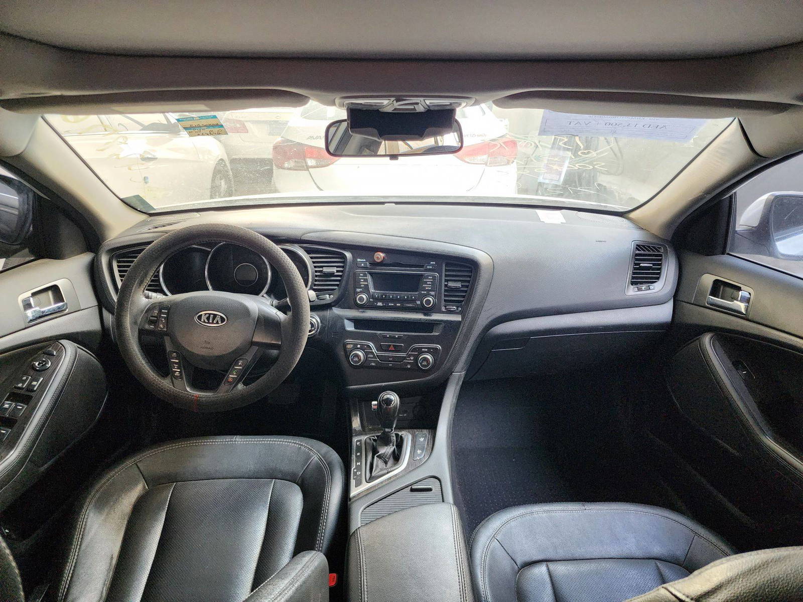 2011 KIA K5 — 264642 KM — Lot 43876 — Main - Marhaba Auctions Used Cars - Image 8