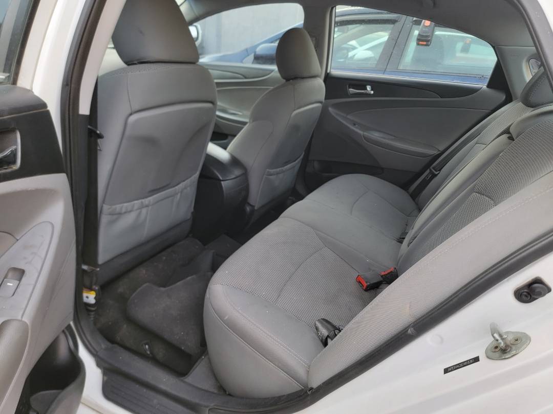 2014 HYUNDAI SONATA — 115445 Miles — Lot 818361 — Main - Marhaba Auctions Used Cars - Image 6