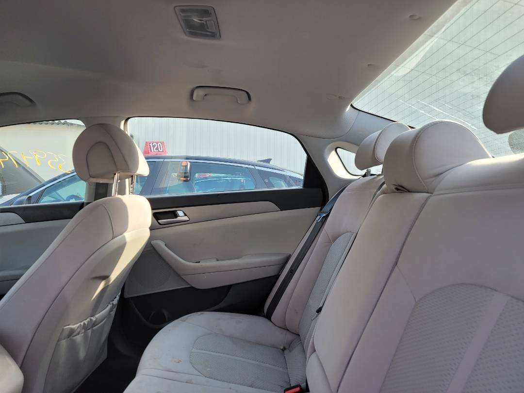2017 HYUNDAI SONATA — 117675 Miles — Lot HH441592 — Main - Marhaba Auctions Used Cars - Image 8