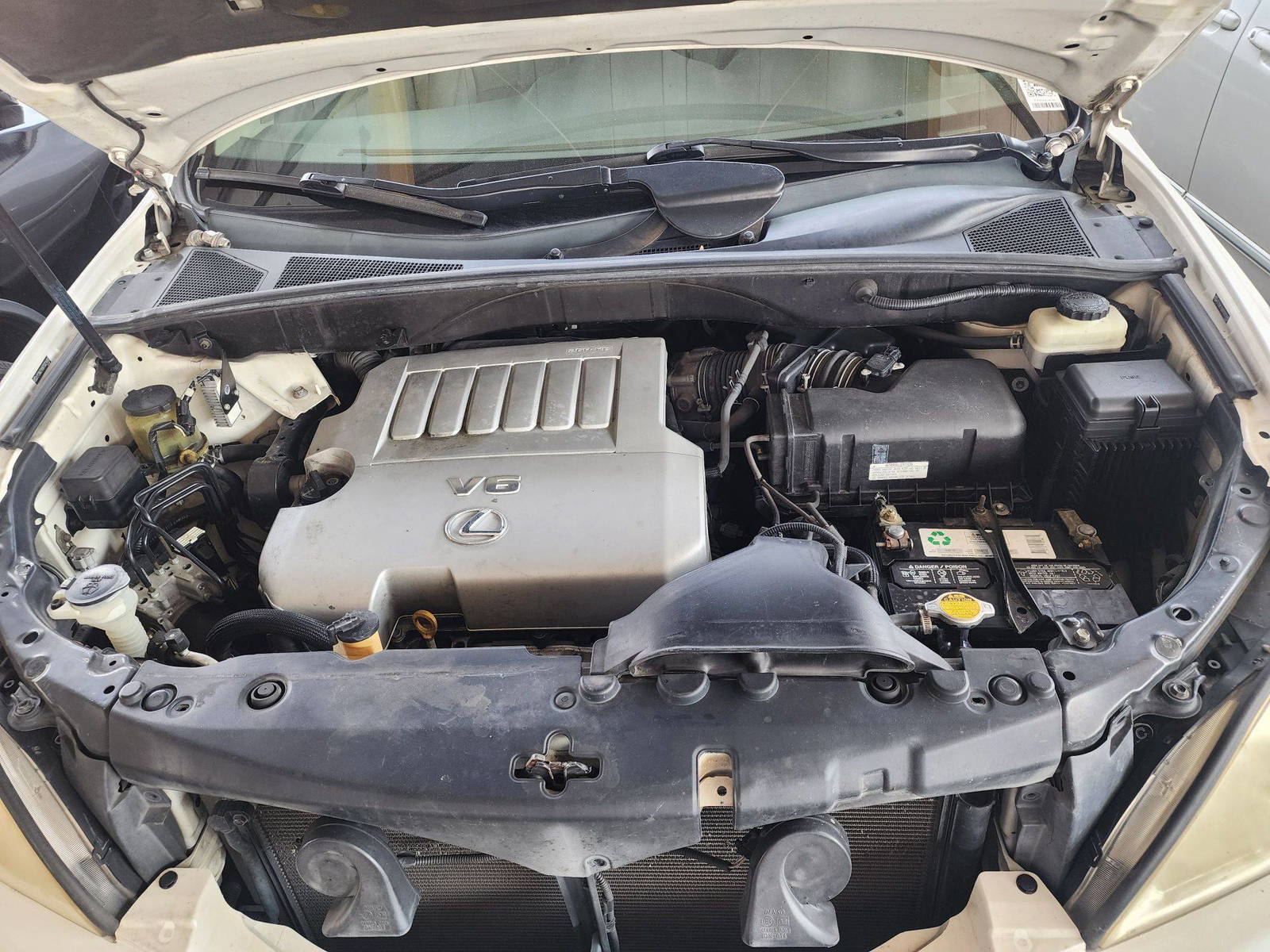 2007 LEXUS RX 350 — 242774 Miles — Lot 38798290 — Souq - Marhaba Auctions Used Cars - Image 11