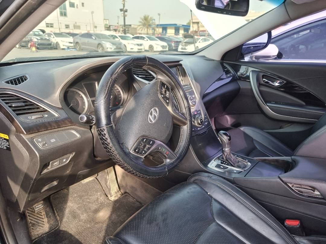 2014 HYUNDAI GRANDEUR — 227942 KM — Lot 125478 — Main - Marhaba Auctions Used Cars - Image 8