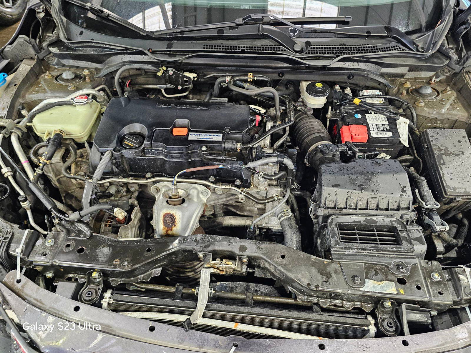2016 HONDA CIVIC — 74471 KM — Lot 71065995 — Main - Marhaba Auctions Used Cars - Image 11