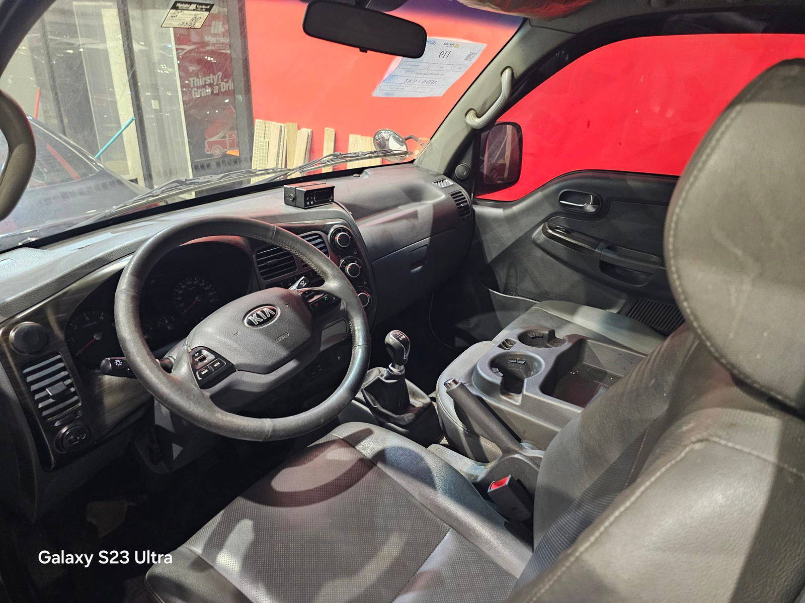 2019 KIA BONGO 3 — 177172 KM — Lot 303621 — Main - Marhaba Auctions Used Cars - Image 5