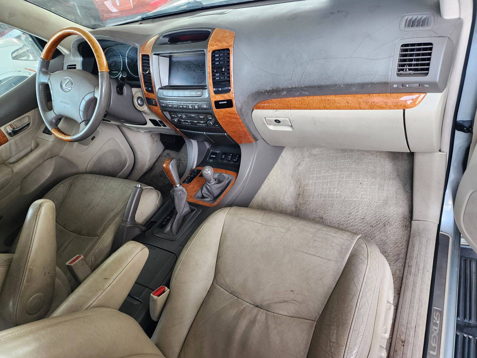 2004 LEXUS GX 470 — 173211 Miles — Lot 054667 - Marhaba Auctions Used Cars - Image 5