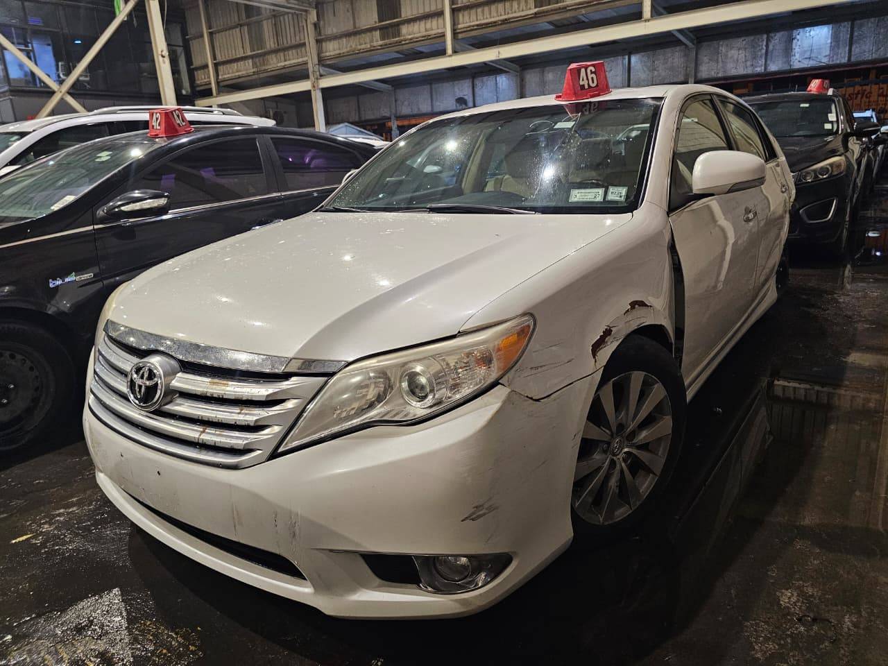 2011 TOYOTA AVALON — 178403 Miles — Lot U431517 — Main - Marhaba Auctions Used Cars - Image 3