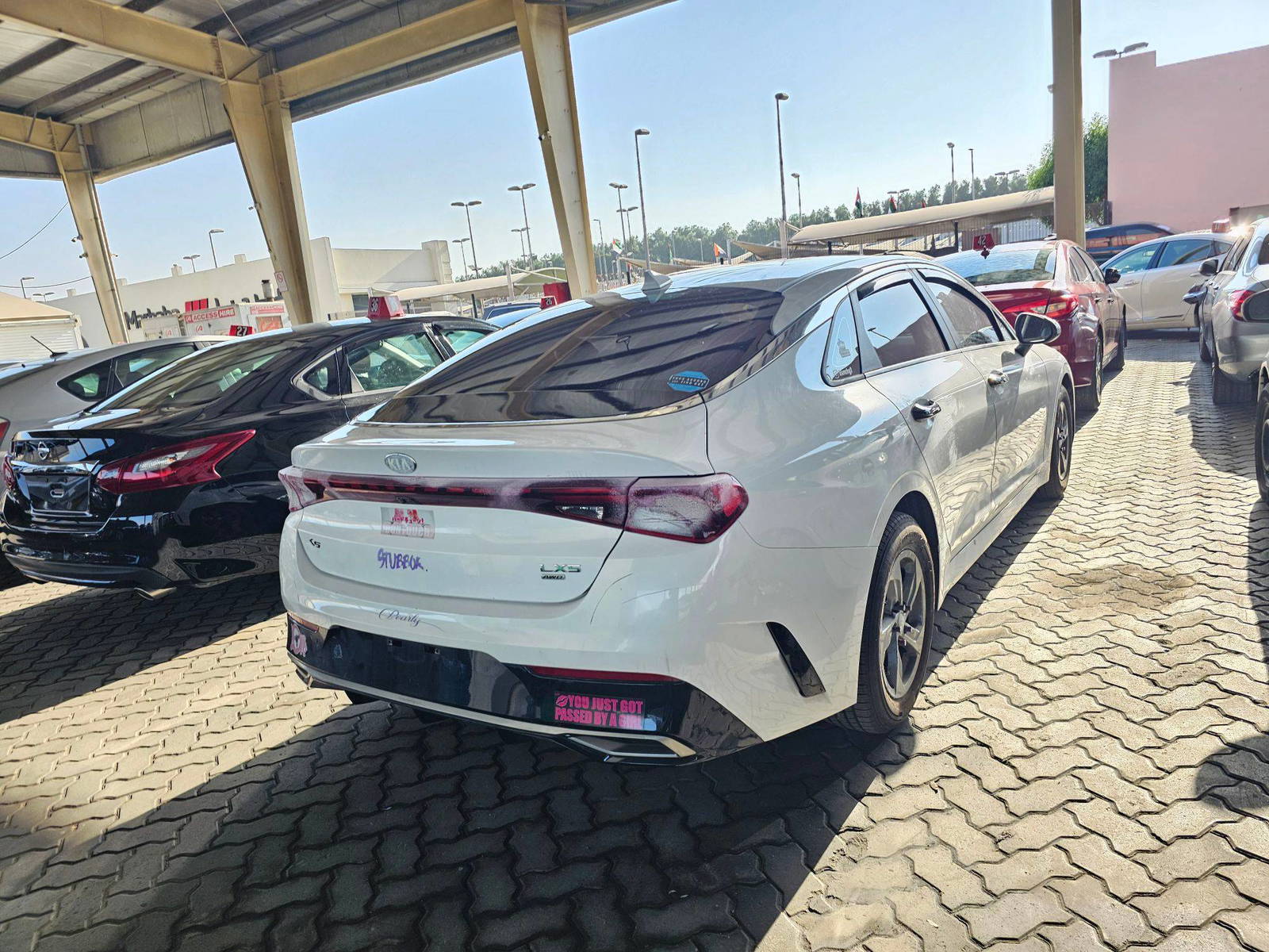 2021 KIA K5 — 102081 Miles — Lot G032349 — Souq - Marhaba Auctions Used Cars - Image 5