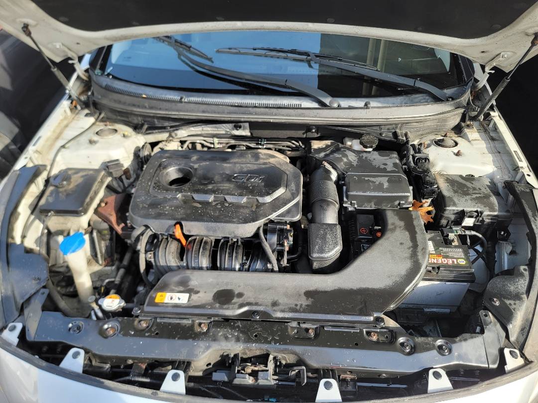 2015 HYUNDAI SONATA — 122851 Miles — Lot H140640 — Main - Marhaba Auctions Used Cars - Image 9