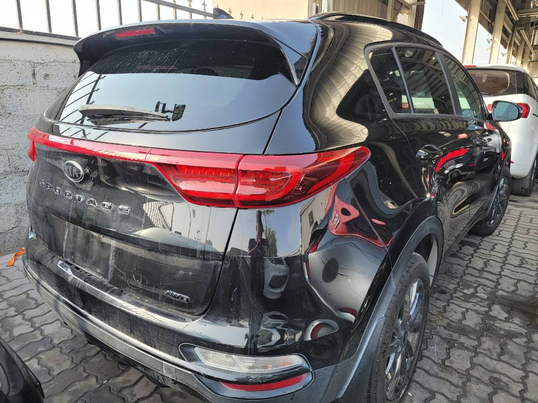 2021 KIA SPORTAGE — 66257 Miles — Lot 91983 — Souq - Marhaba Auctions Used Cars - Image 3