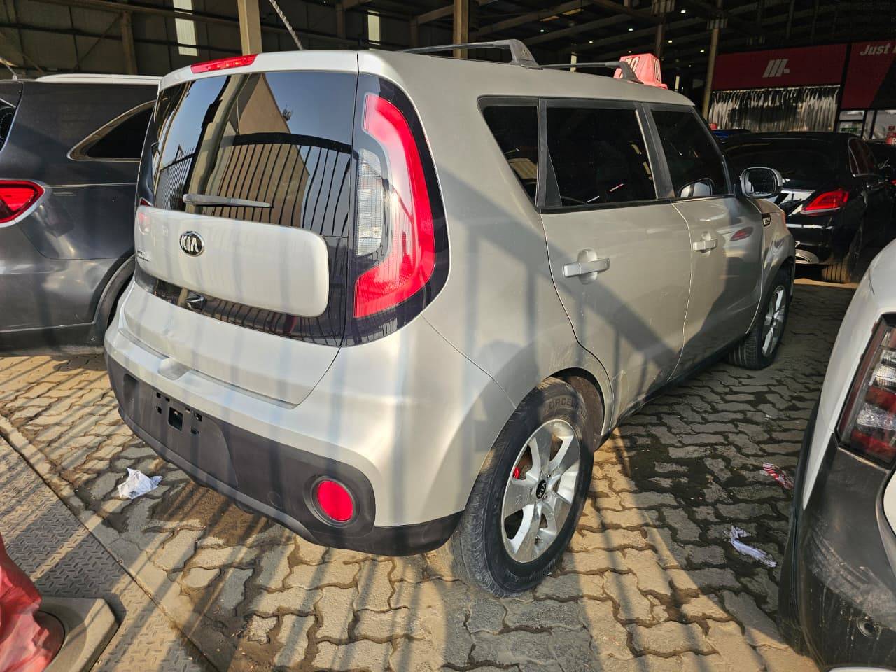 2018 KIA SOUL — 123592 Miles — Lot 7575655 — Main - Marhaba Auctions Used Cars - Image 4