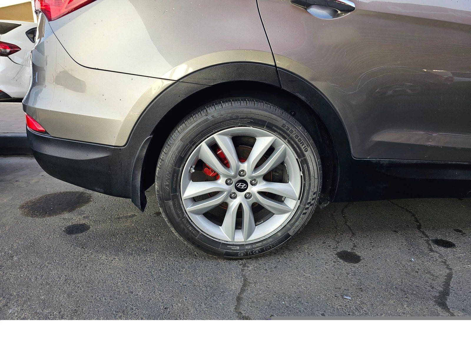 2016 HYUNDAI SANTA FE — 146269 Miles — Lot LAXGG341542 — Souq - Marhaba Auctions Used Cars - Image 13