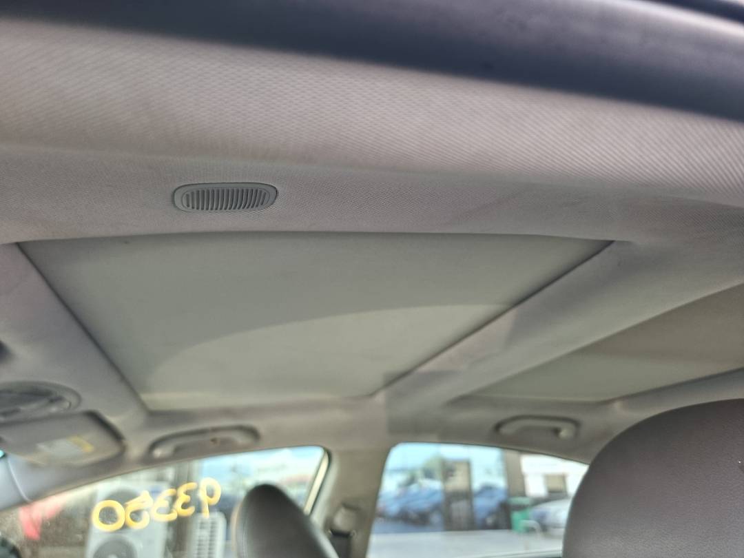 HYUNDAI SONATA 2012 - Marhaba Auction Used Cars - Image 8