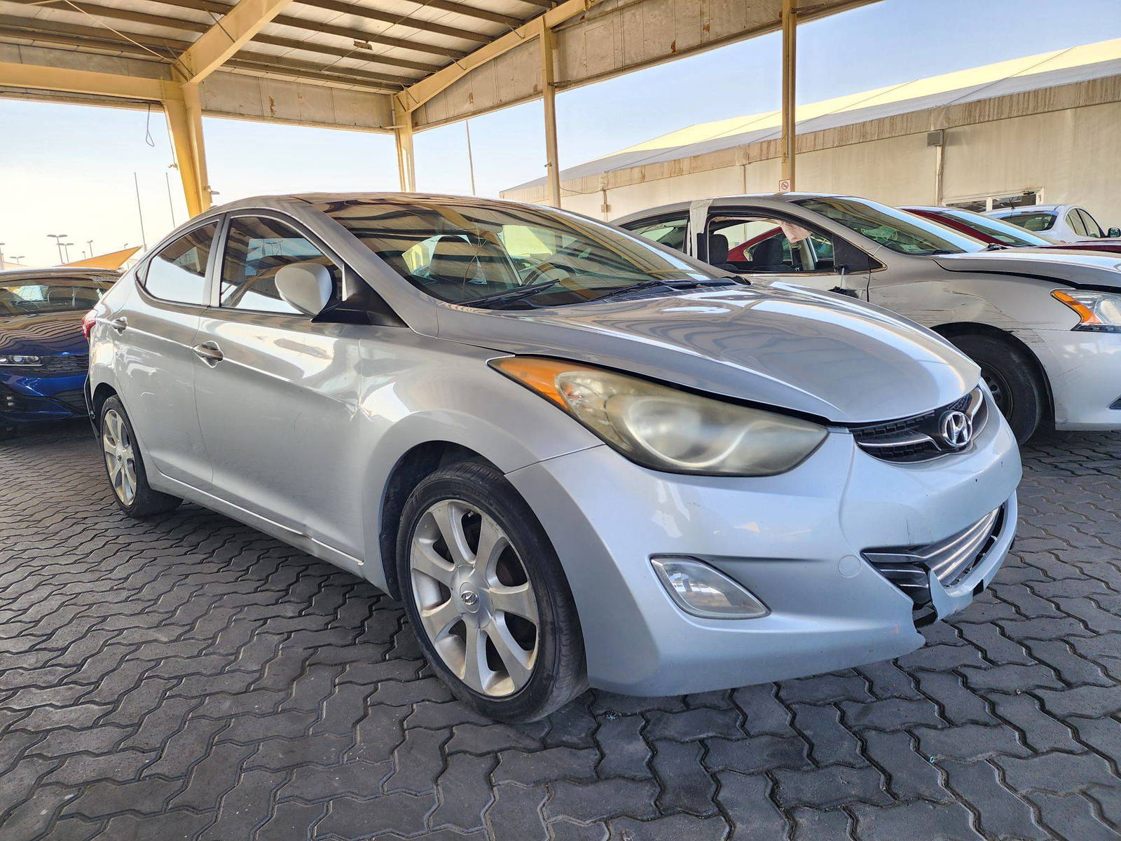2011 HYUNDAI ELANTRA — 199203 Miles — Lot 57439324 — Souq - Marhaba Auctions Used Cars - Image 4