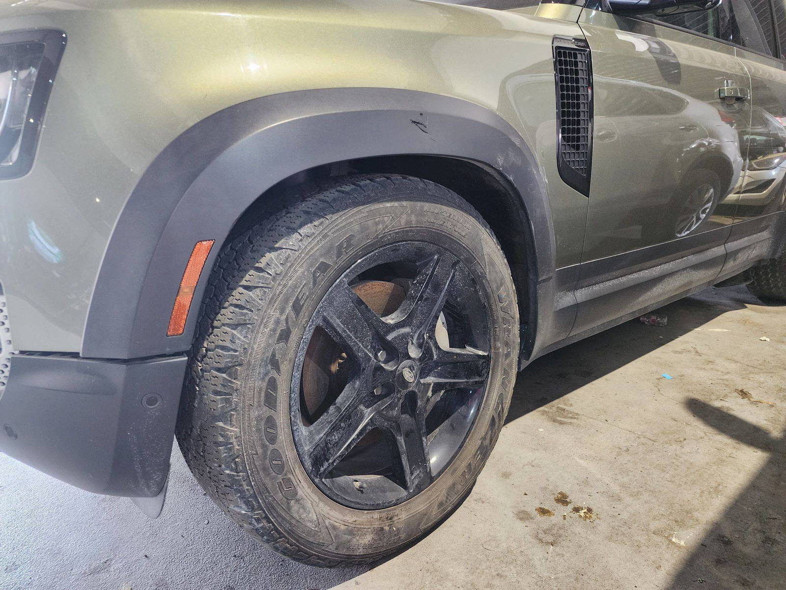 LAND ROVER DEFENDER 110 SE 2021 - Marhaba Auction Used Cars - Image 12