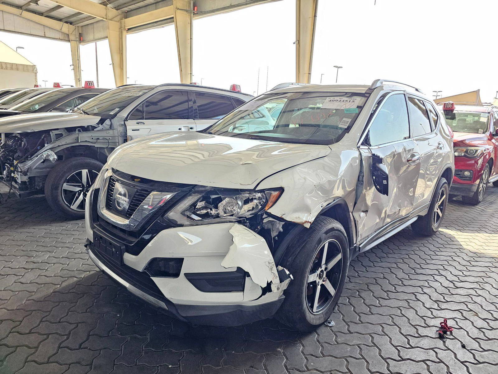 2017 NISSAN ROGUE — 93993 Miles — Lot 40944515 — Souq - Marhaba Auctions Used Cars - Image 4