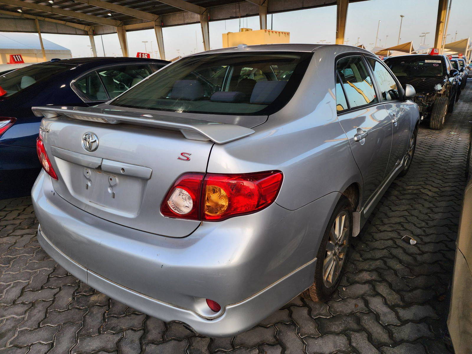 2010 TOYOTA COROLLA — 161185 Miles — Lot 38381570 - Marhaba Auctions Used Cars - Image 4