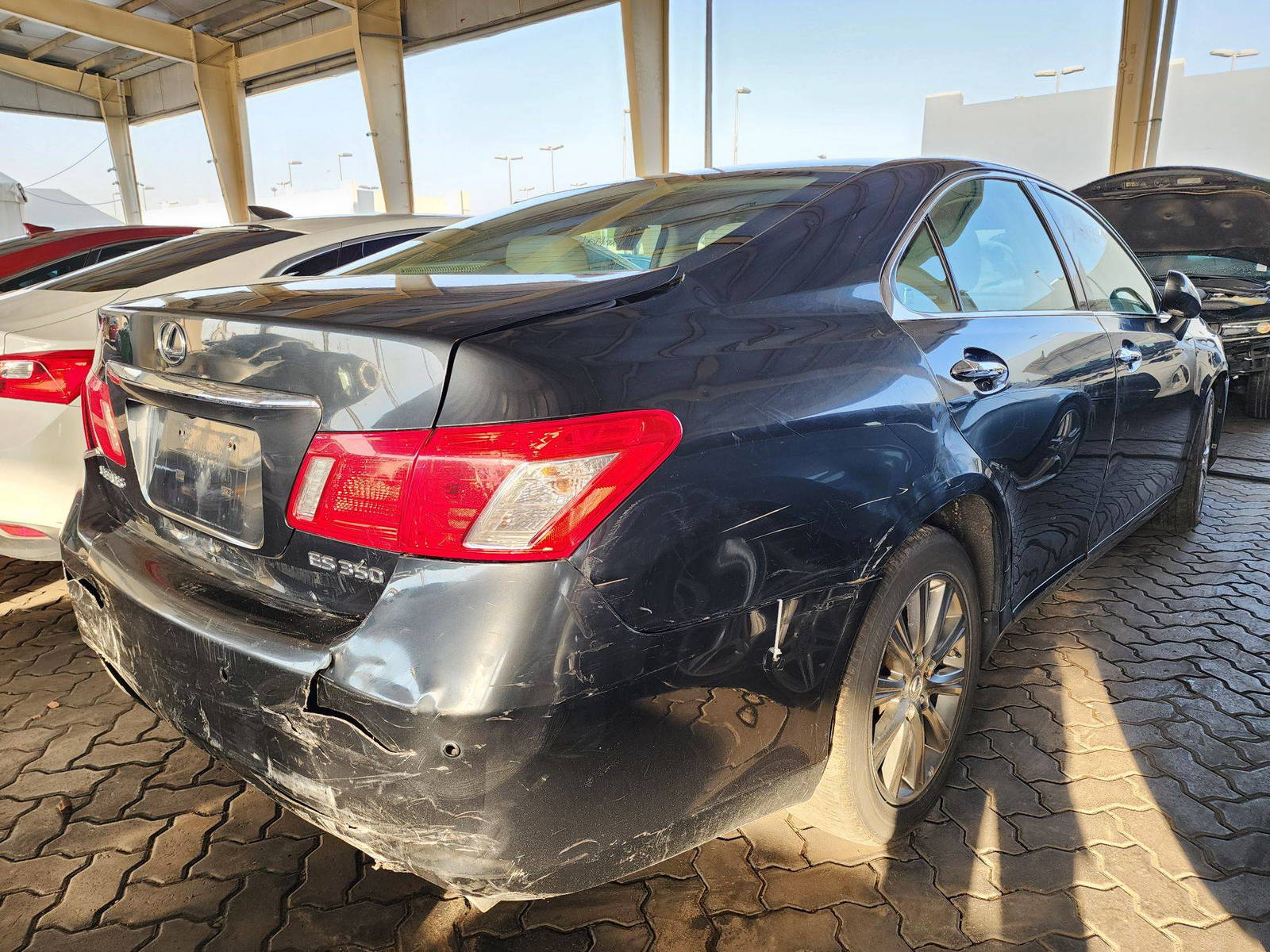 2009 LEXUS ES 350 — 216124 Miles — Lot 38849338 — Souq - Marhaba Auctions Used Cars - Image 3