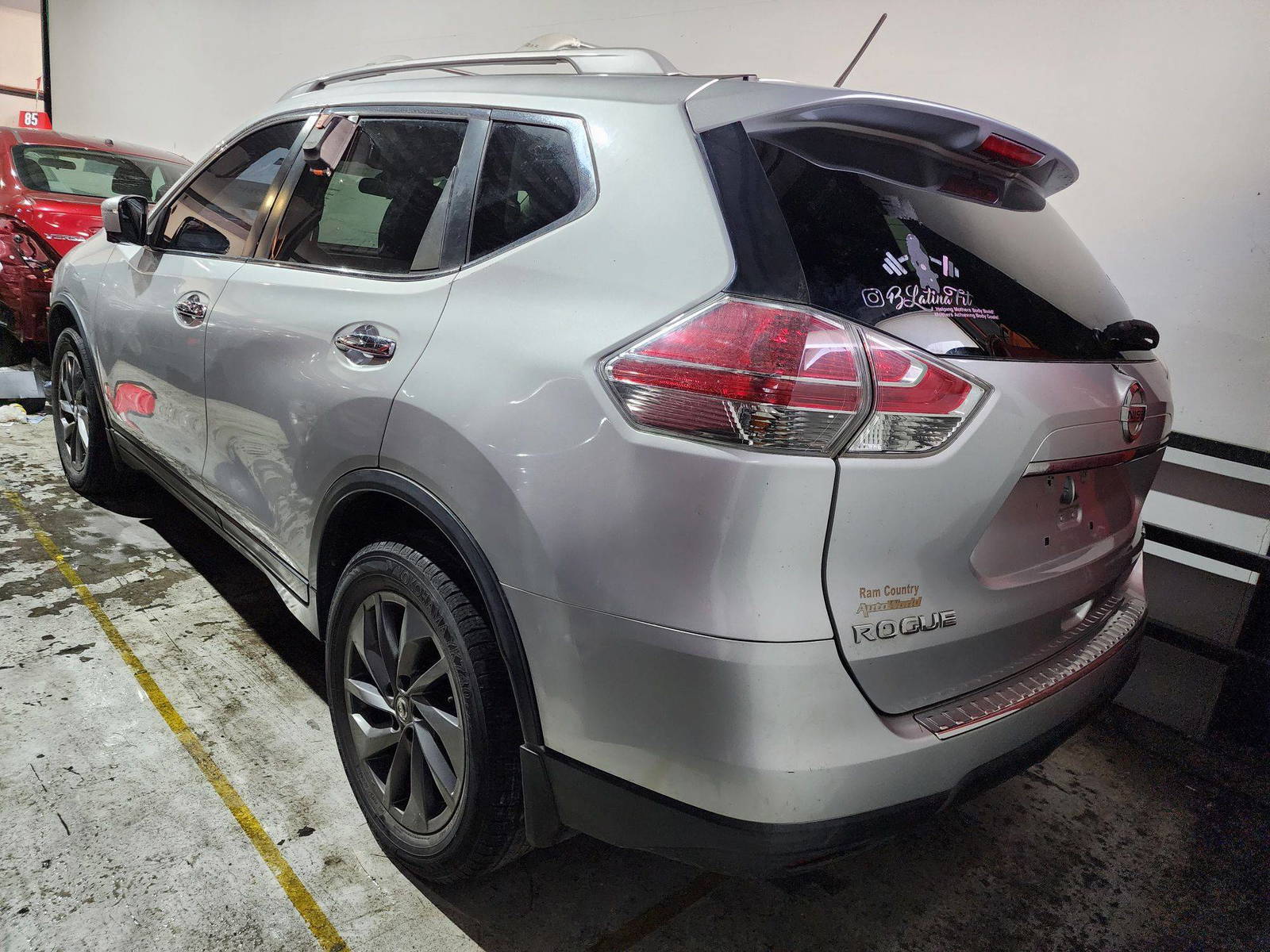 2016 NISSAN ROGUE — 193634 Miles — Lot 76366 — Main - Marhaba Auctions Used Cars - Image 5