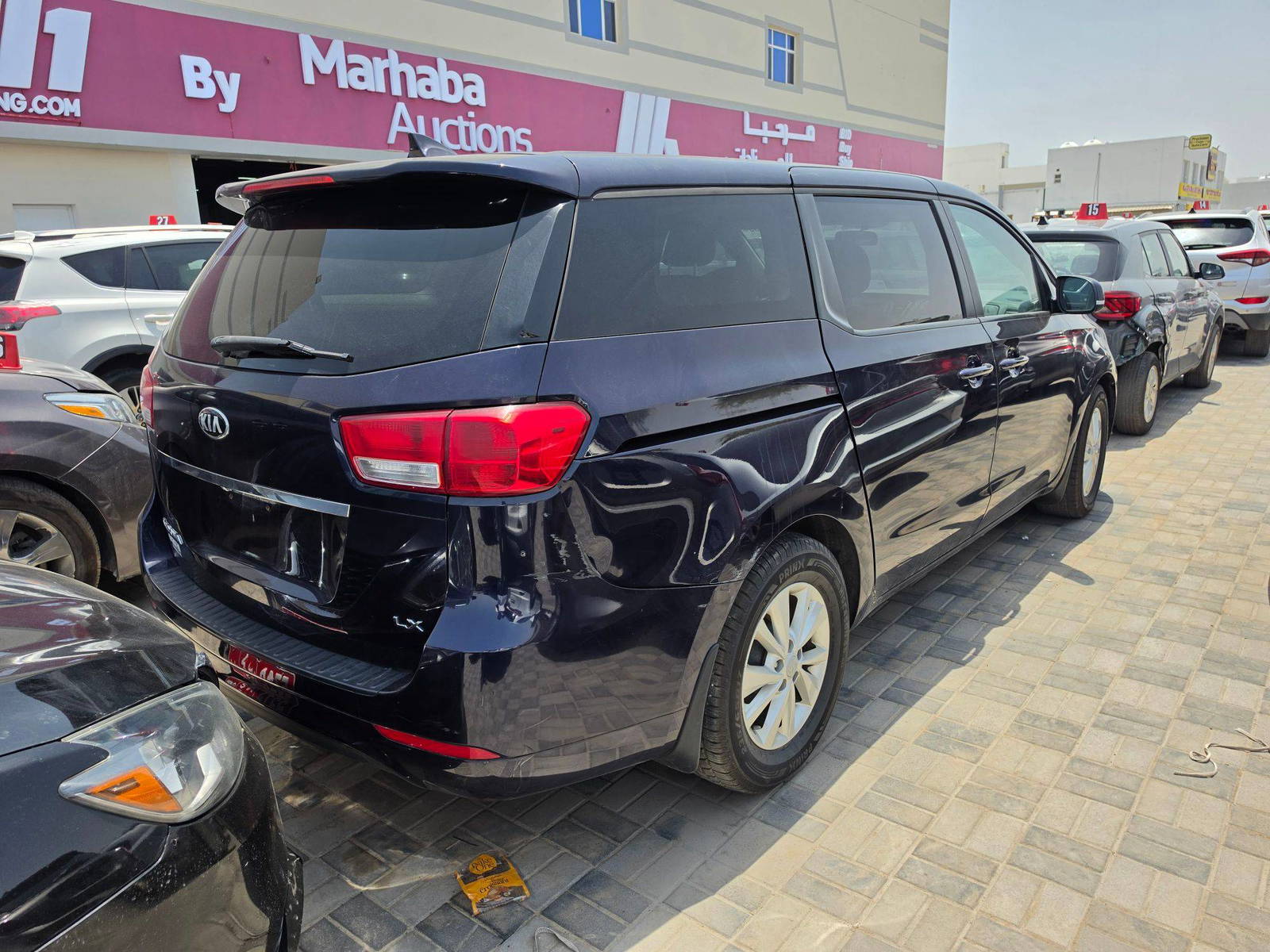 2018 KIA SEDONA — 123822 Miles — Lot C12J6397397 - Marhaba Auctions Used Cars - Image 5
