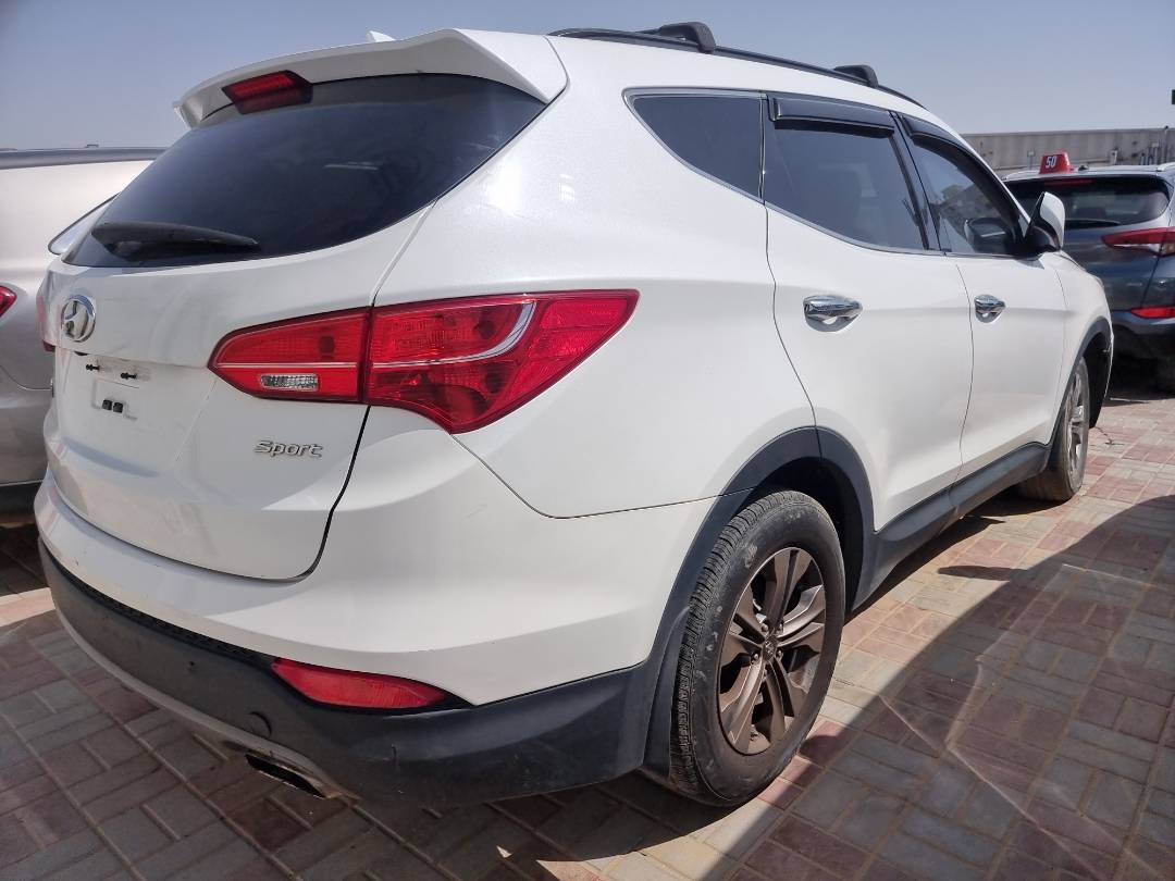 2016 HYUNDAI SANTA FE — 132624 Miles — Lot 79552383 - Marhaba Auctions Used Cars - Image 4