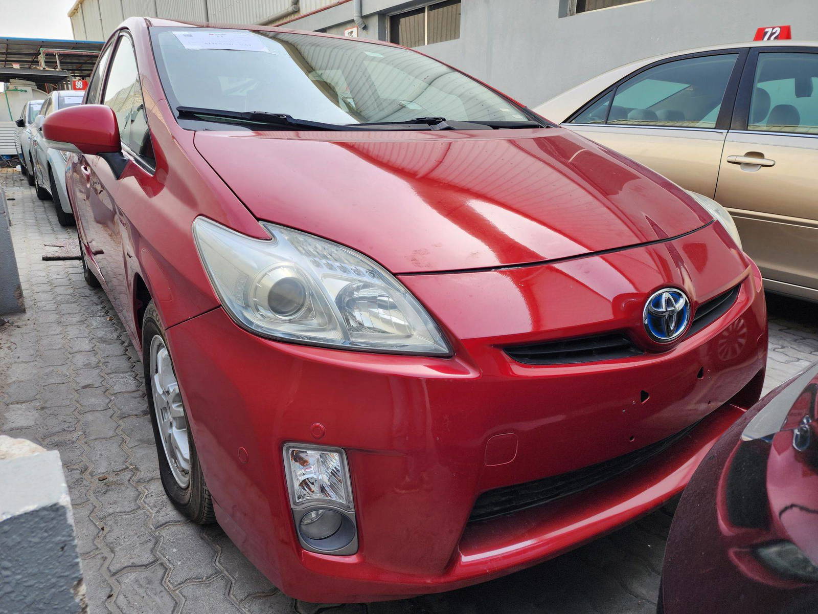 2011 TOYOTA PRIUS — 170835 Miles — Lot 21187 — Al Quoz - Marhaba Auctions Used Cars - Image 5