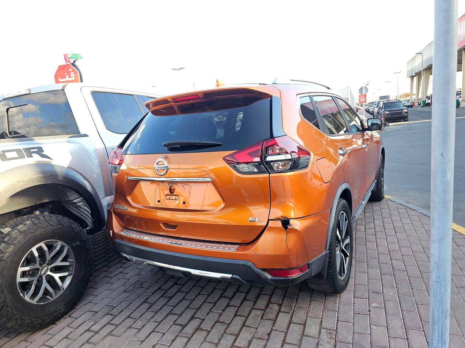 2018 NISSAN ROGUE — 128293 Miles — Lot 1JW467443 — Main - Marhaba Auctions Used Cars - Image 4
