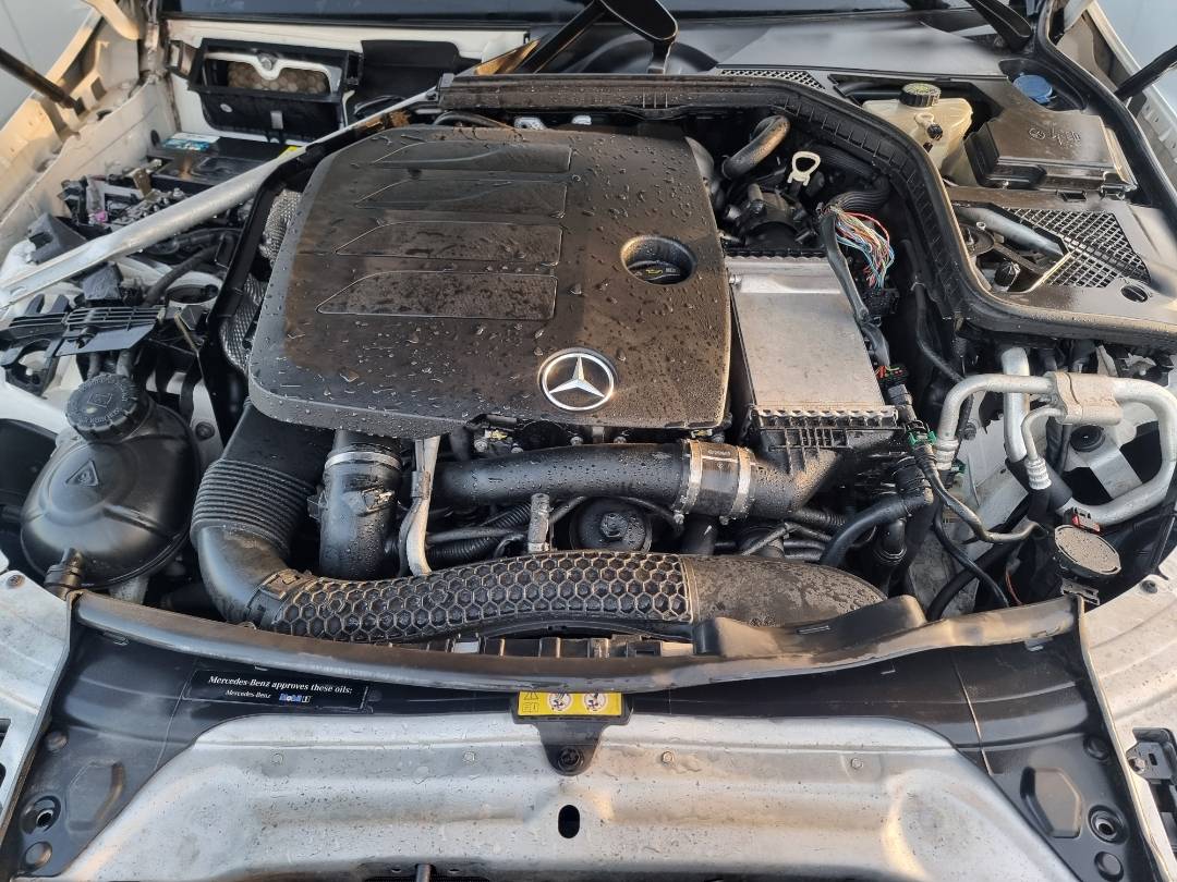 2015 MERCEDES BENZ C300 — 61363 Miles — Lot 050703 — Ind. 12 - Marhaba Auctions Used Cars - Image 21