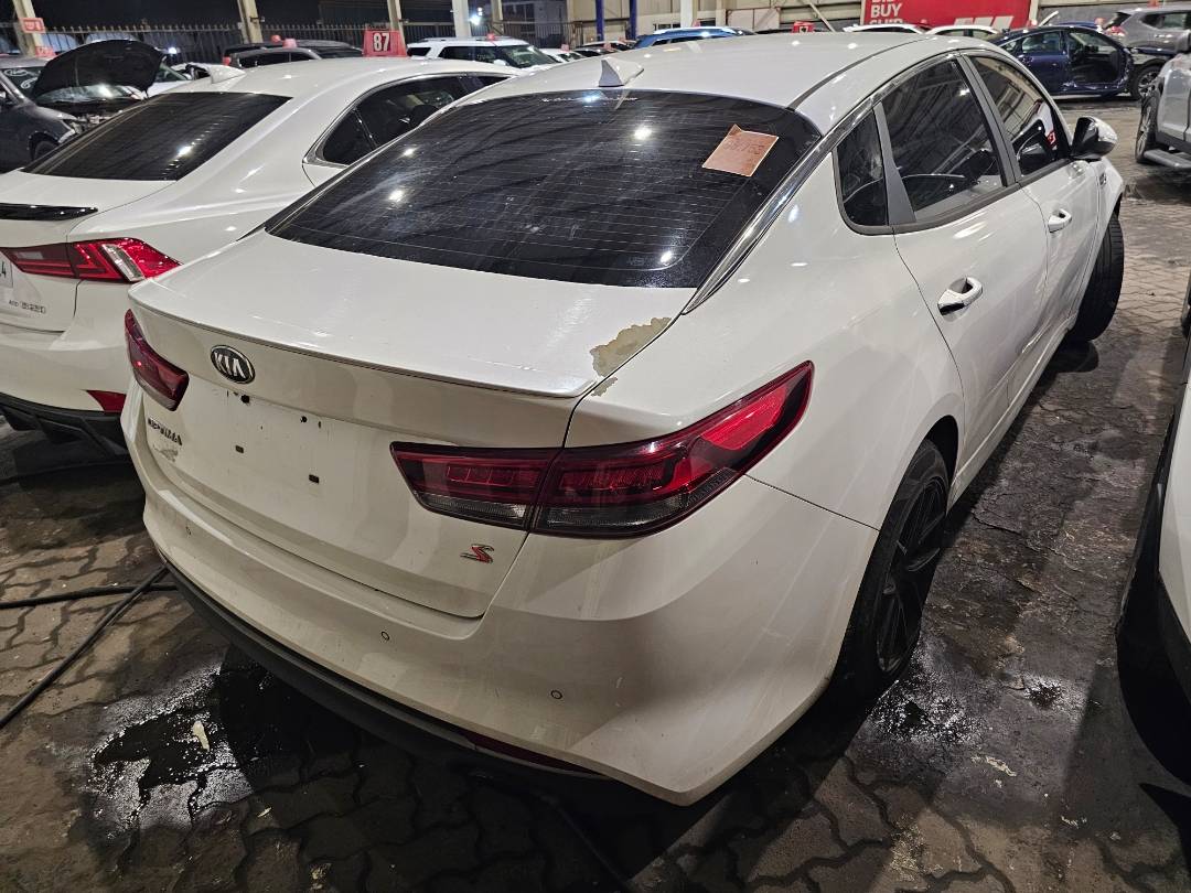 2018 KIA OPTIMA — 155096 Miles — Lot 3221570 — Main - Marhaba Auctions Used Cars - Image 3