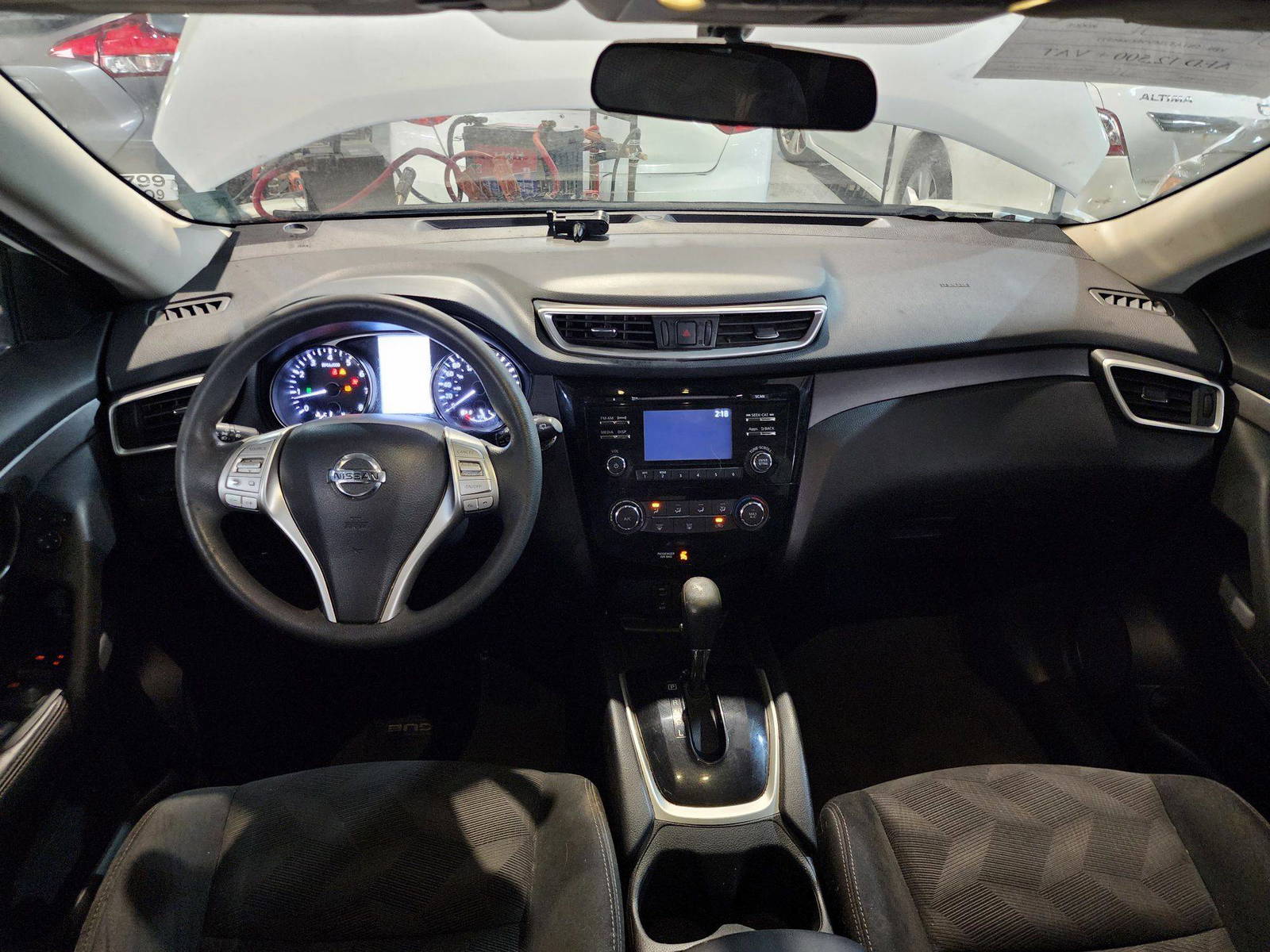 2014 NISSAN ROGUE — Lot 215487 — Al Quoz - Marhaba Auctions Used Cars - Image 8