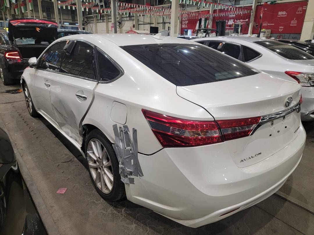 2015 TOYOTA AVALON — 149547 Miles — Lot 151108 — Main - Marhaba Auctions Used Cars - Image 4