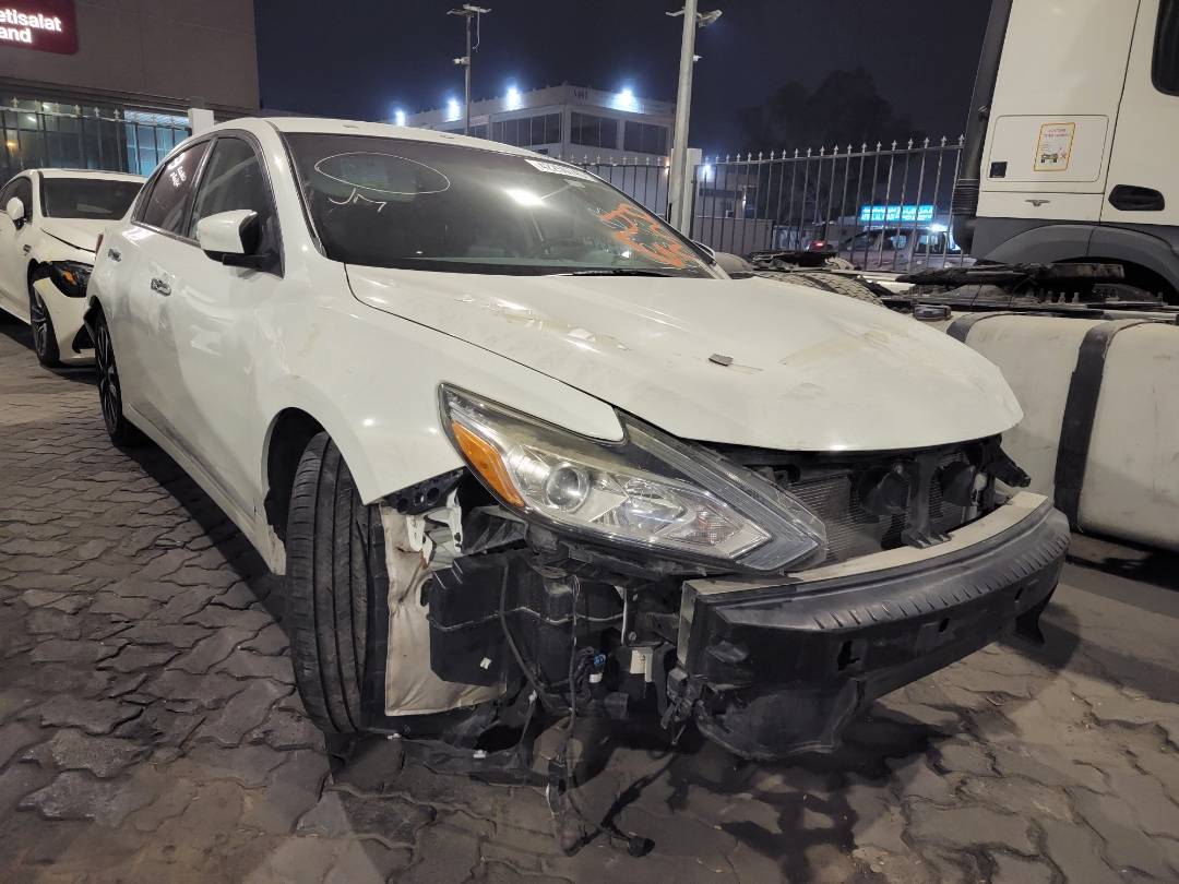 2018 NISSAN ALTIMA — 134426 Miles — Lot 8JC165423 — Main - Marhaba Auctions Used Cars - Image 4