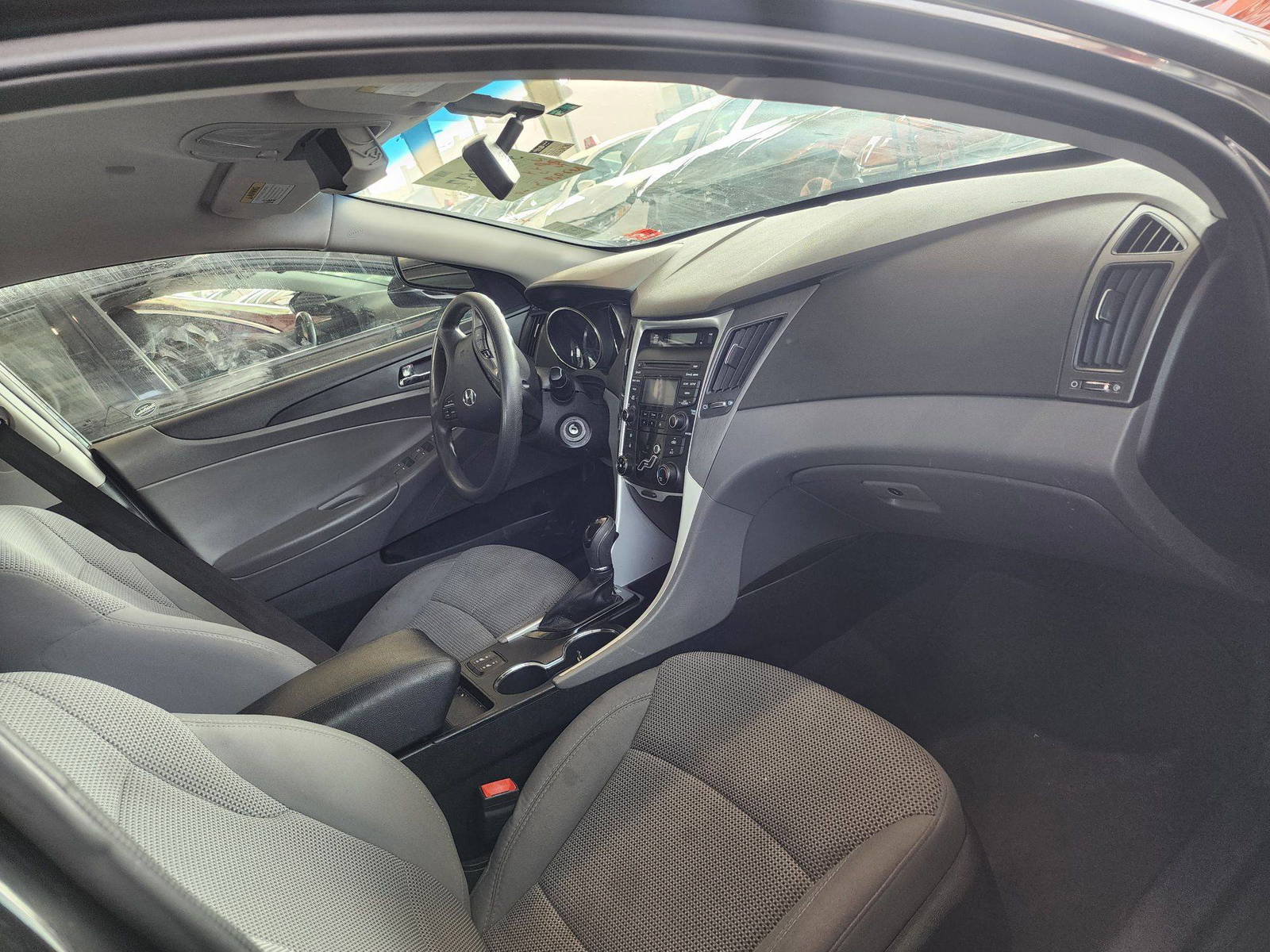 2013 HYUNDAI SONATA — 162929 Miles — Lot 39043617 — Souq - Marhaba Auctions Used Cars - Image 5