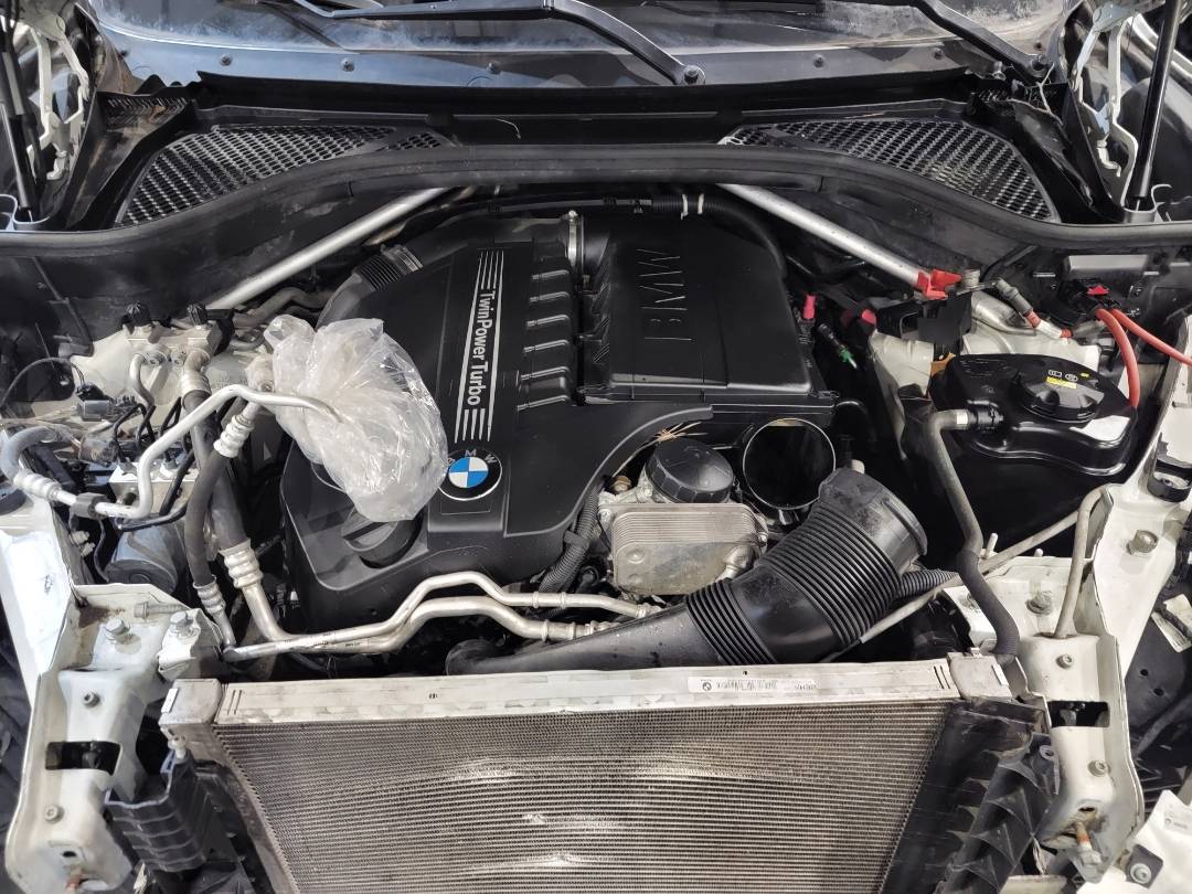 BMW X5 XDRIVE35I 2015 - Marhaba Auction Used Cars - Image 10