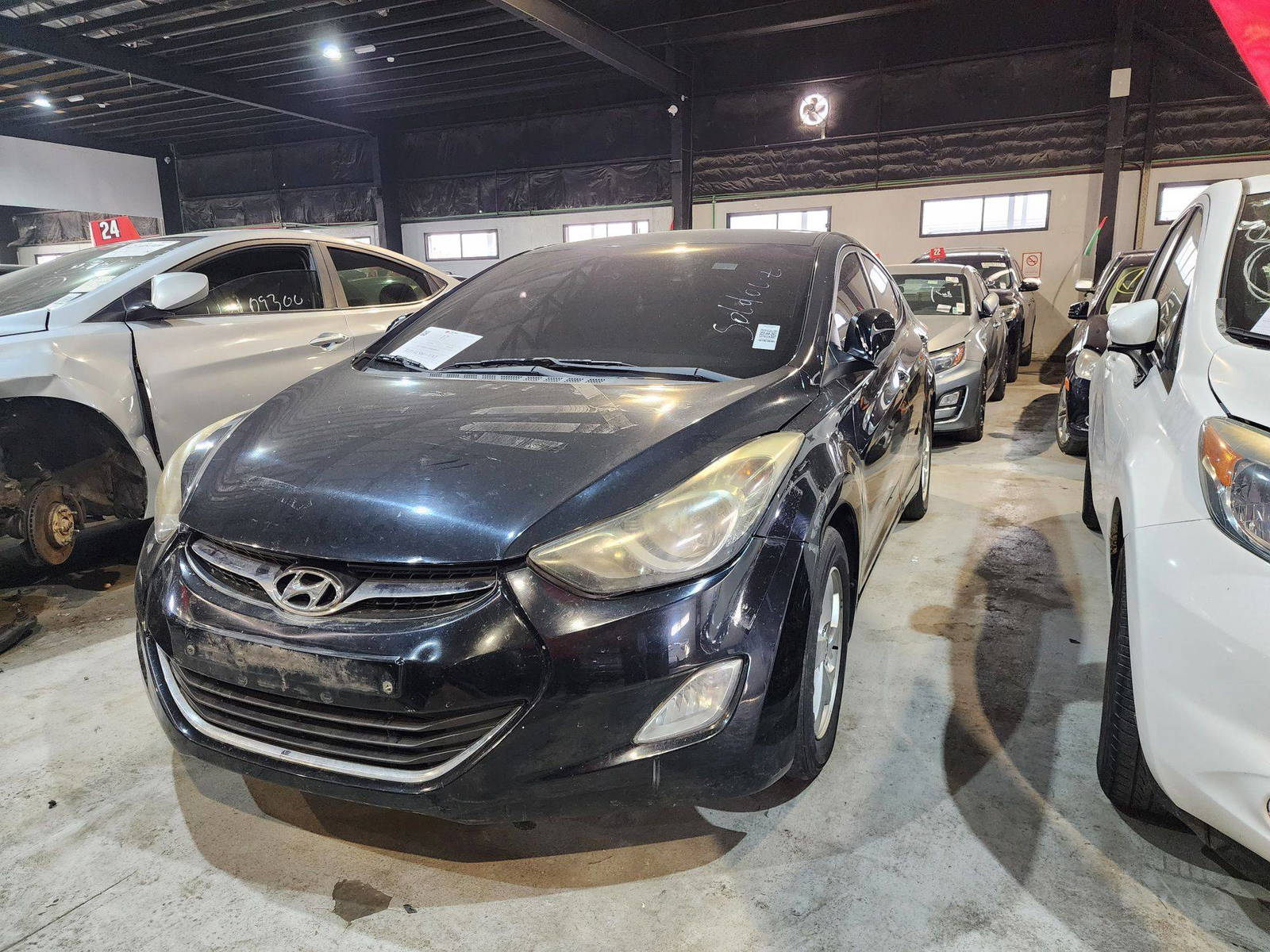 HYUNDAI AVANTE 2011 - Marhaba Auction Used Cars - Image 6