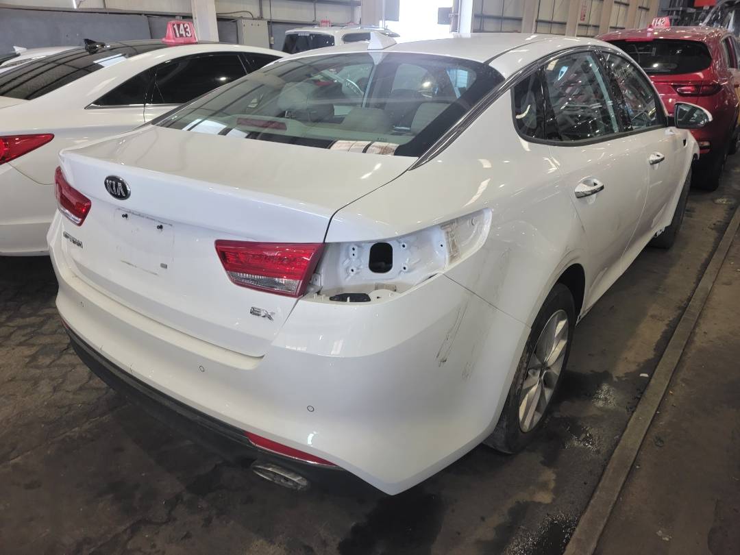 2018 KIA OPTIMA — 94141 Miles — Lot 41797394 — Main - Marhaba Auctions Used Cars - Image 4