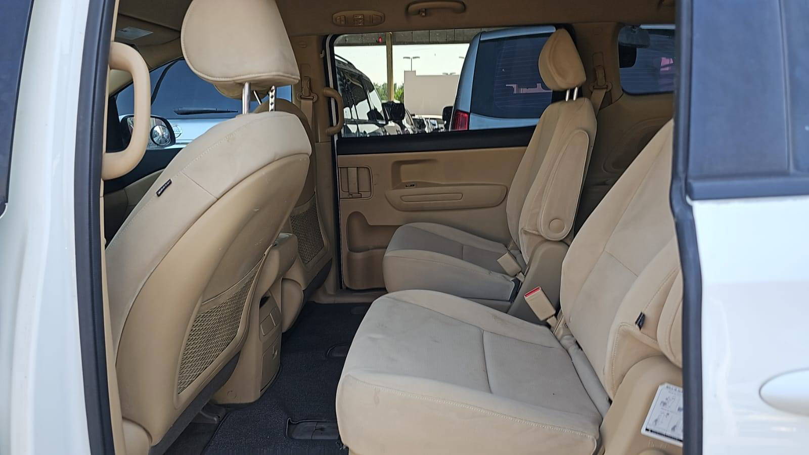 KIA SEDONA 2015 - Marhaba Auction Used Cars - Image 8