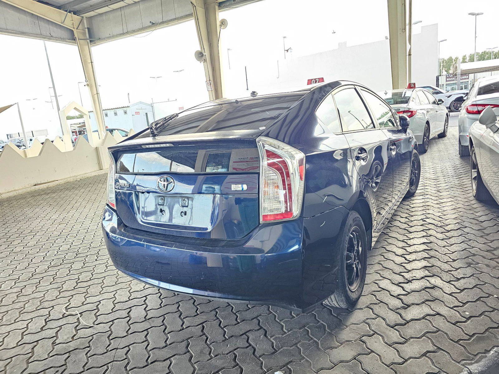 2015 TOYOTA PRIUS — 258838 Miles — Lot 7F0466509 — Main - Marhaba Auctions Used Cars - Image 3