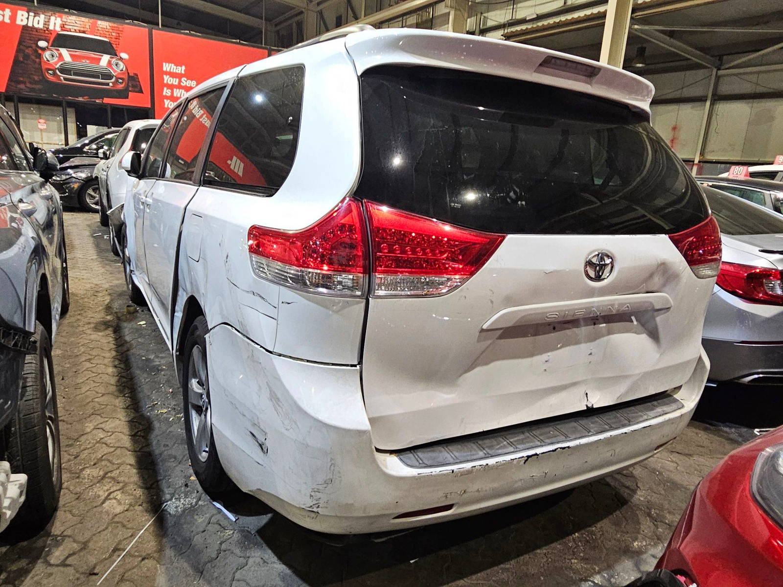 TOYOTA SIENNA 2011 - Marhaba Auction Used Cars - Image 5