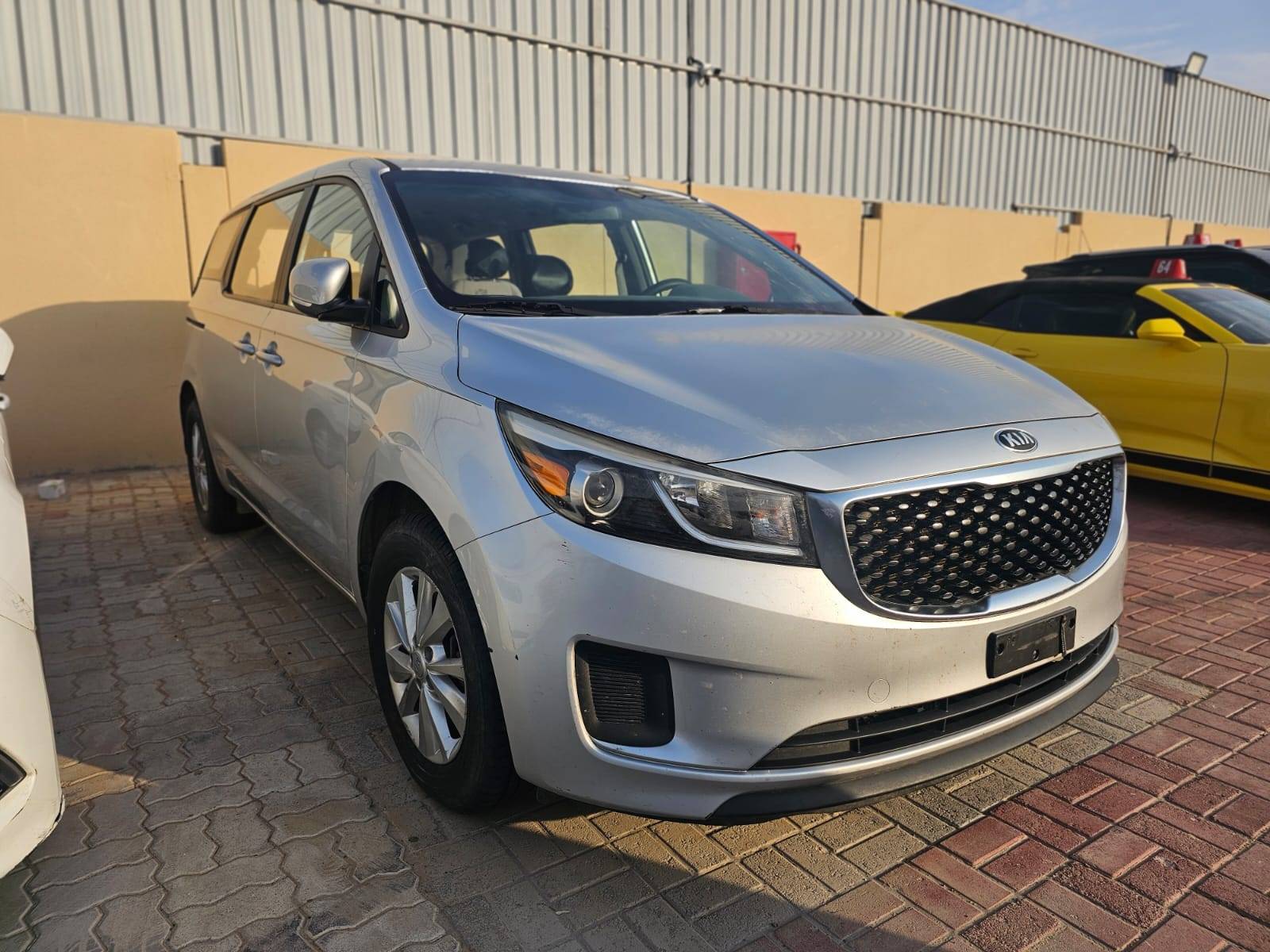 KIA SEDONA 2016 - Marhaba Auction Used Cars - Image 4