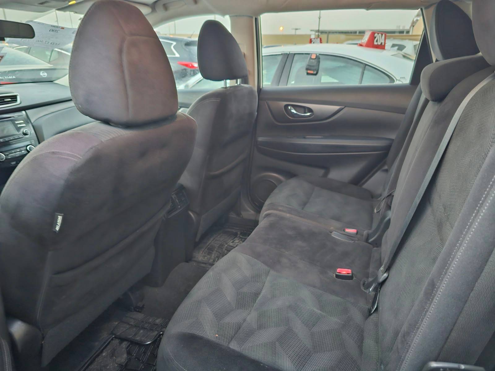 2014 NISSAN ROGUE — 112 040 Miles — Lot EC786767 — Al Sajaa - Marhaba Auctions Used Cars - Image 9