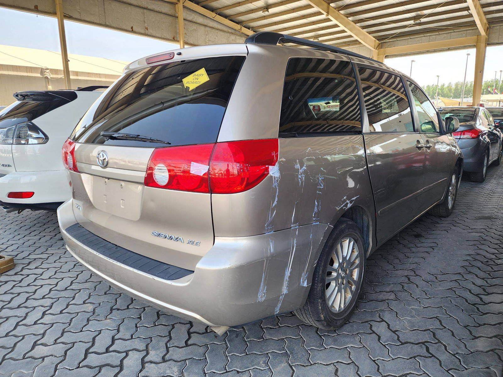 2010 TOYOTA SIENNA — 229738 Miles — Lot 37881718 — Souq - Marhaba Auctions Used Cars - Image 3
