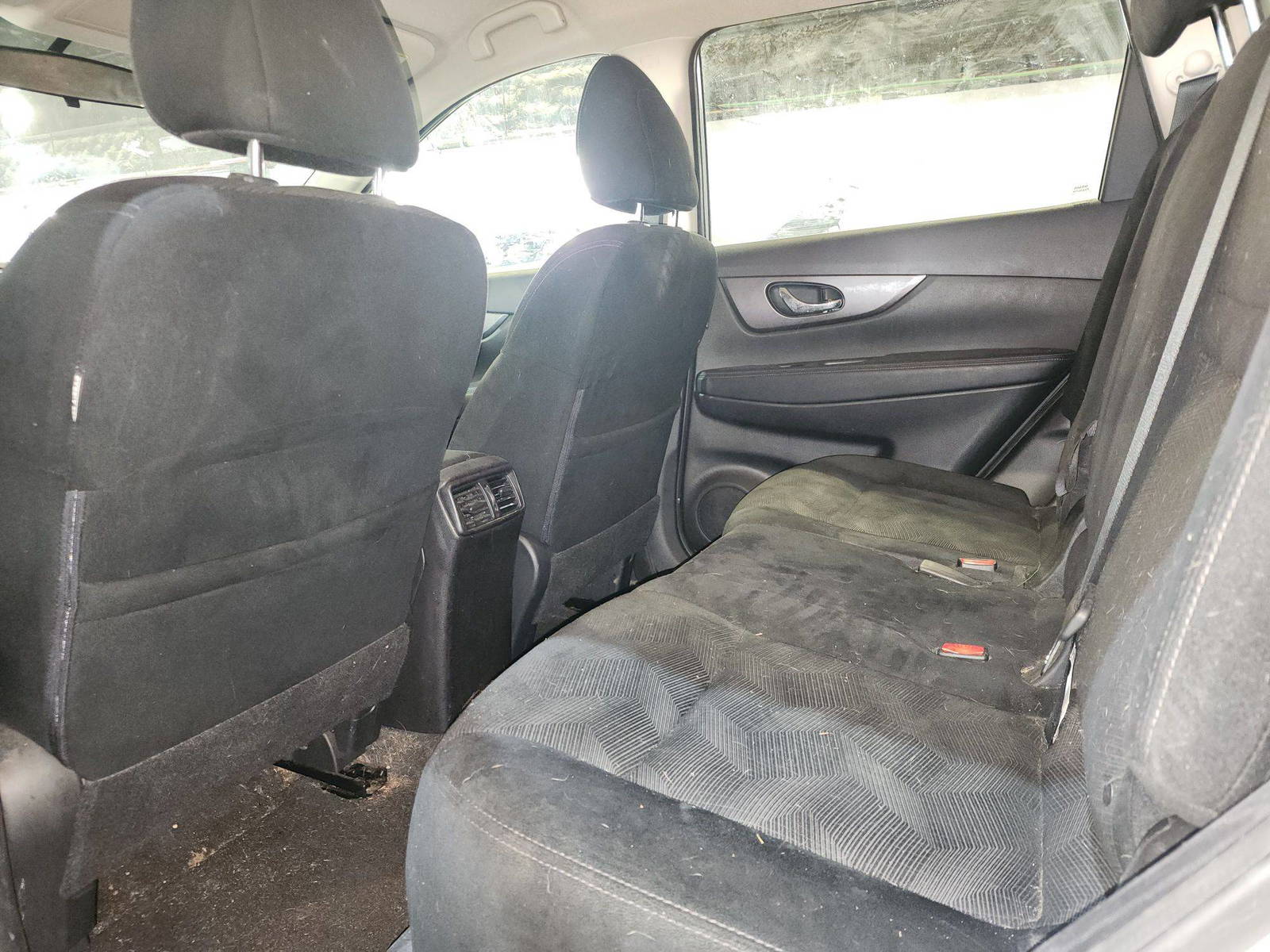 2015 NISSAN ROGUE — 77368 Miles — Lot 85156035 — Souq - Marhaba Auctions Used Cars - Image 7