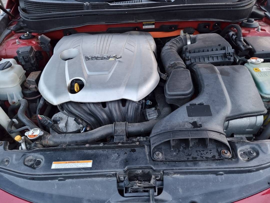 2012 HYUNDAI SONATA — 173299 Miles — Lot 214587 — Ind. 12 - Marhaba Auctions Used Cars - Image 11